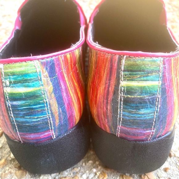 Spring Step SKITELZ Comfort Rainbow Loader Clogs 8 - Picture 7 of 9